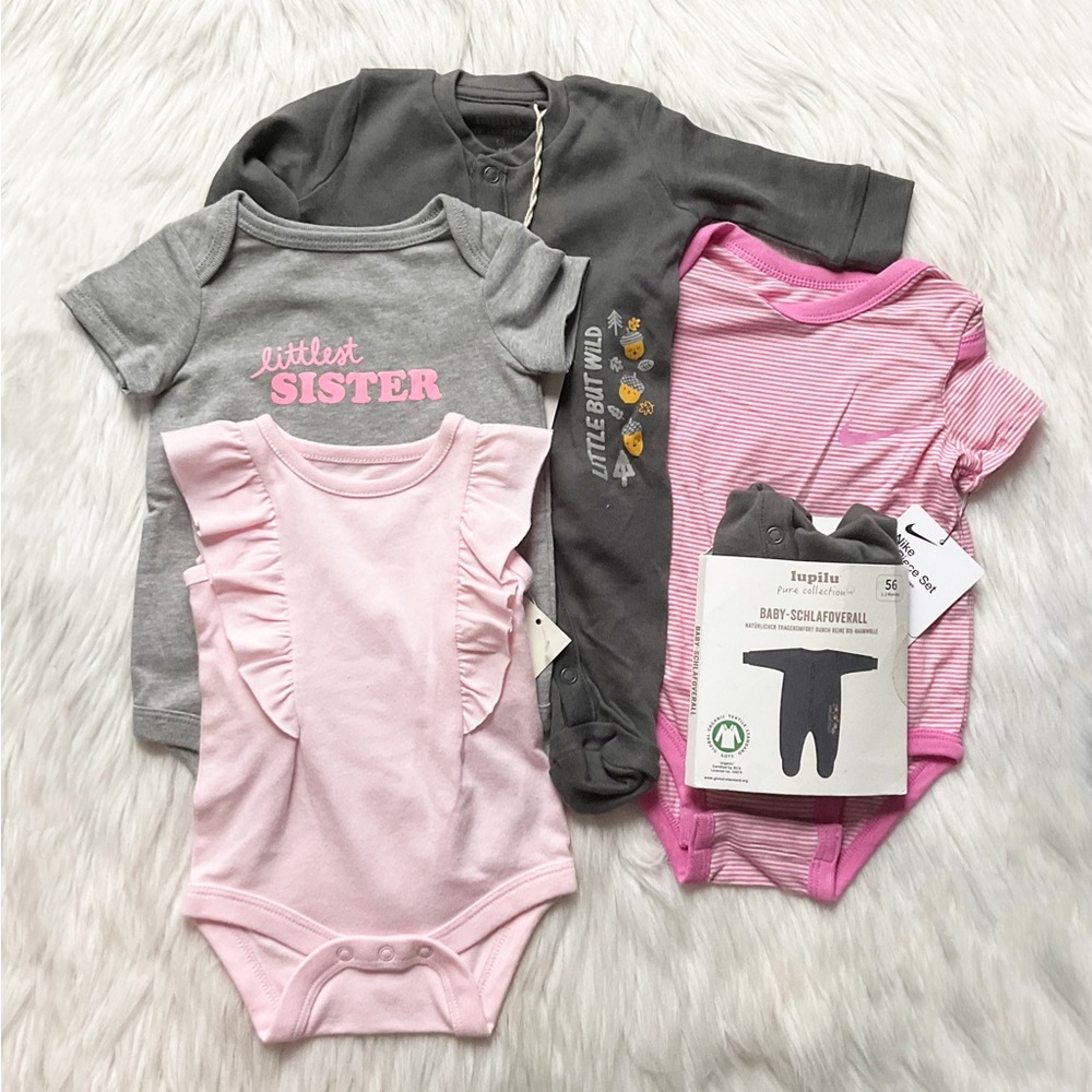 5 Baby Outfits (rompers & sleepsuits) Nike, "Littlest Sister," Lupilu, e…